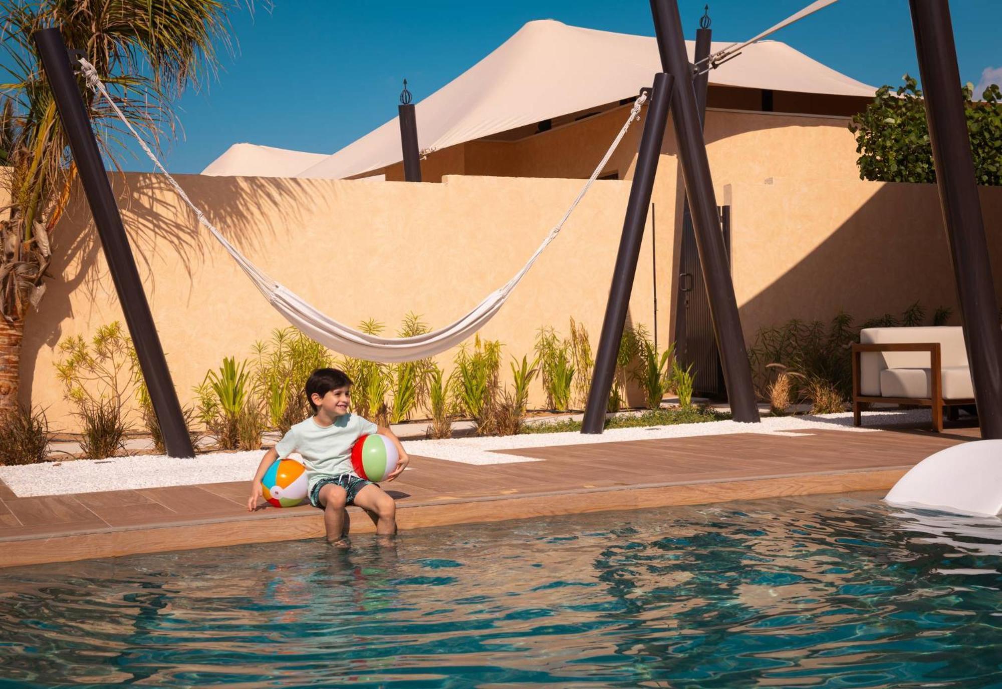 Bab Al Nojoum Hudayriyat Villas Abou Dabi Extérieur photo