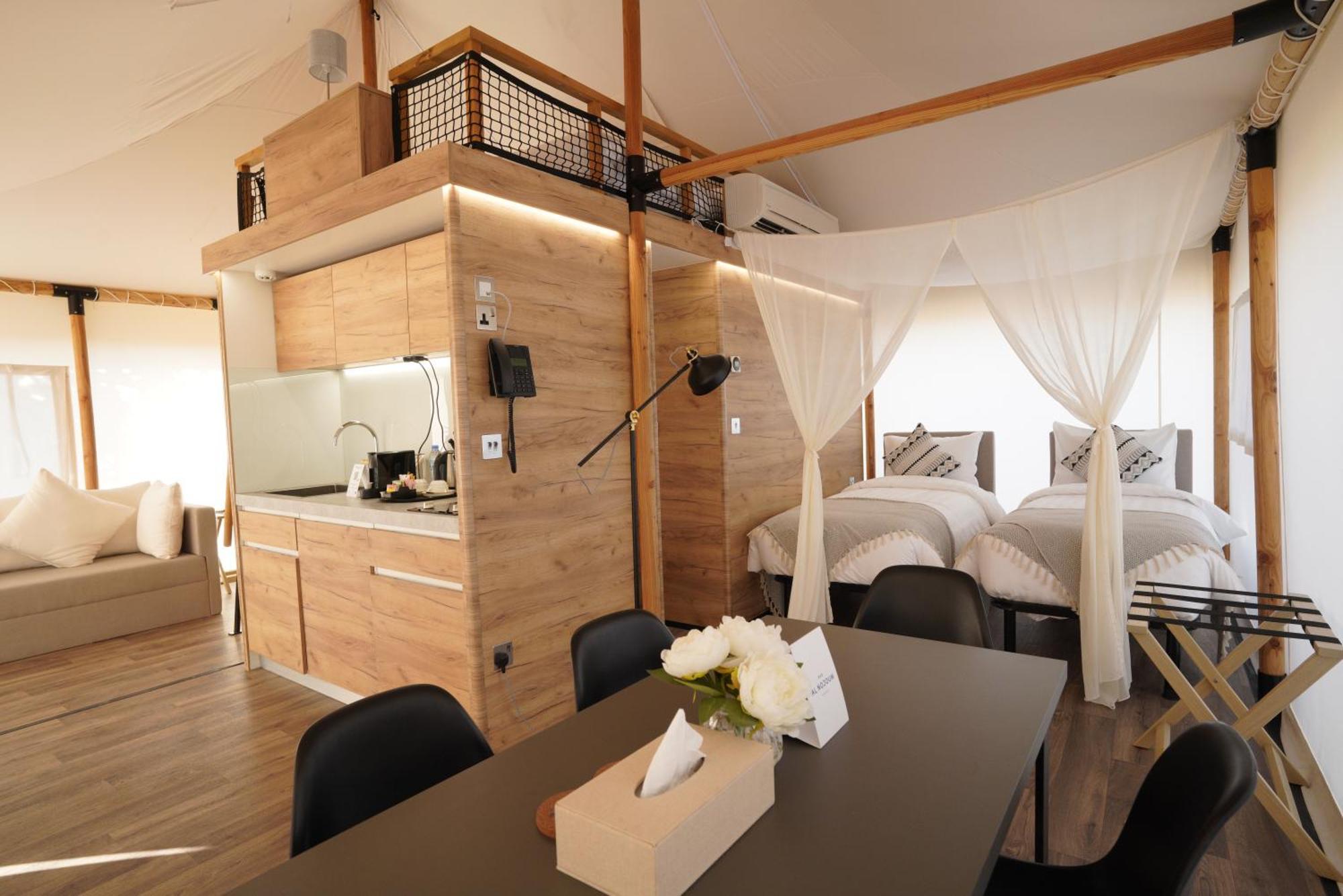 Bab Al Nojoum Hudayriyat Villas Abou Dabi Chambre photo
